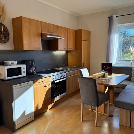 Ferienwohnungen Fischerhaus - Direkt Am See Millstatt Ngoại thất bức ảnh