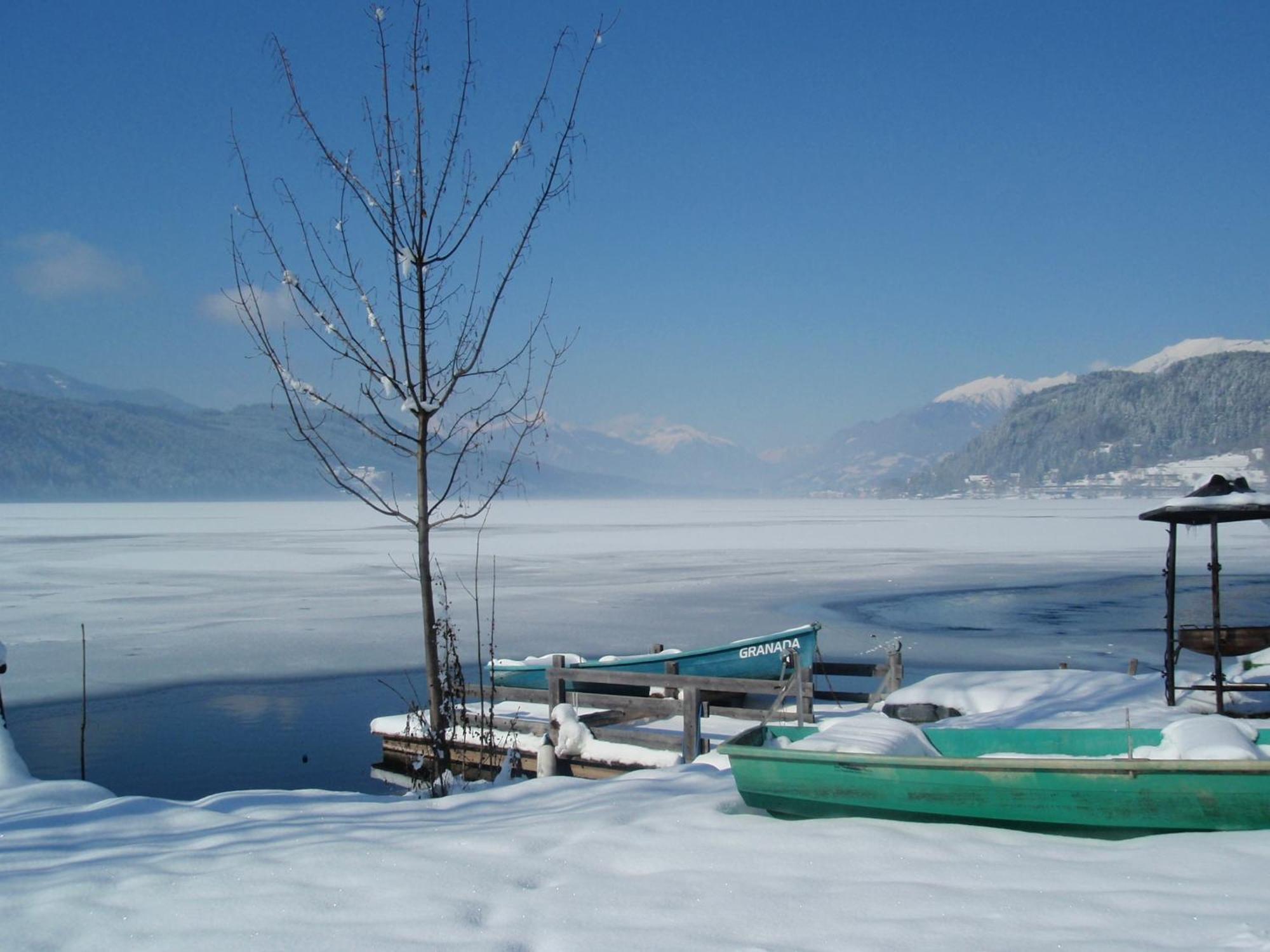 Ferienwohnungen Fischerhaus - Direkt Am See Millstatt Ngoại thất bức ảnh