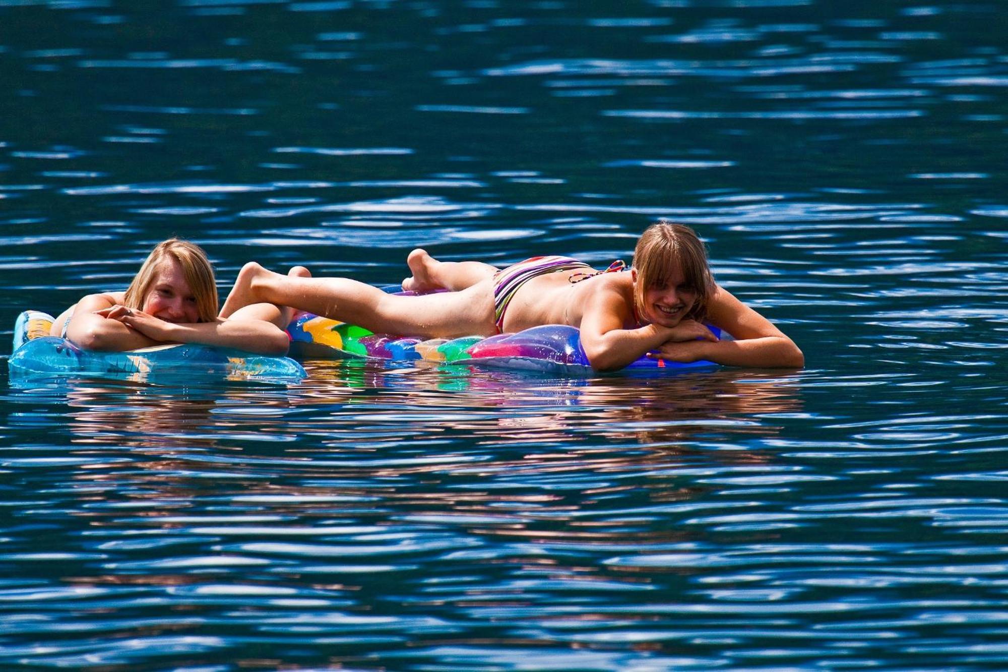 Ferienwohnungen Fischerhaus - Direkt Am See Millstatt Ngoại thất bức ảnh